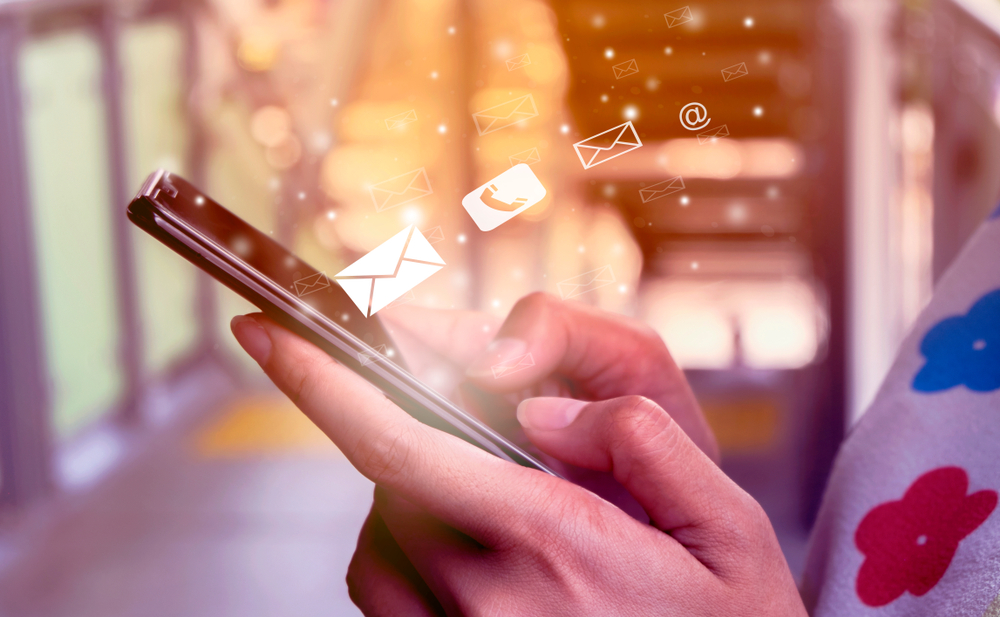 chatting and Mailing Apps